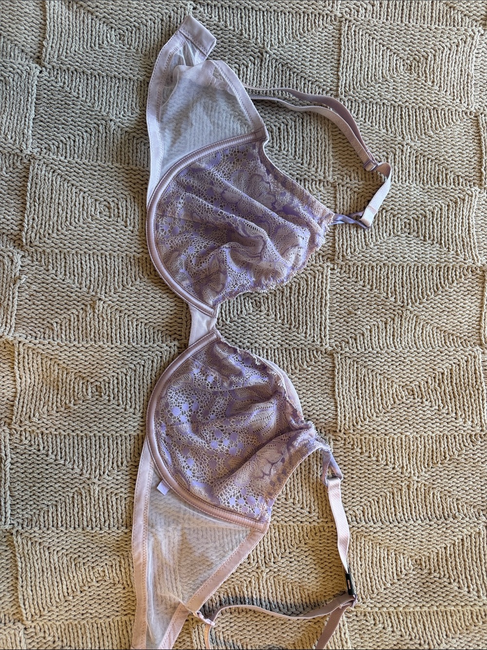 Victoria's Secret Light Lavender Lace Unlined Bra